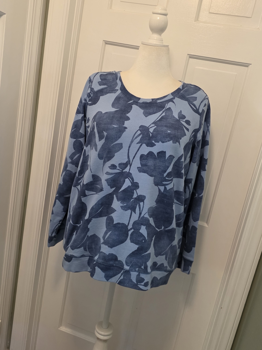 AnyBody Blue Floral-Print Long Sleeve Sweatshirt
